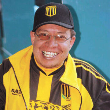 chesco DOCE CITAS PARA EXTRAÑAR A UN CHESCO DE MIERDA