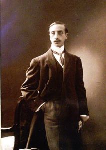 80404 SOTOMAYOR, RECOPILANDO ANTAÑO