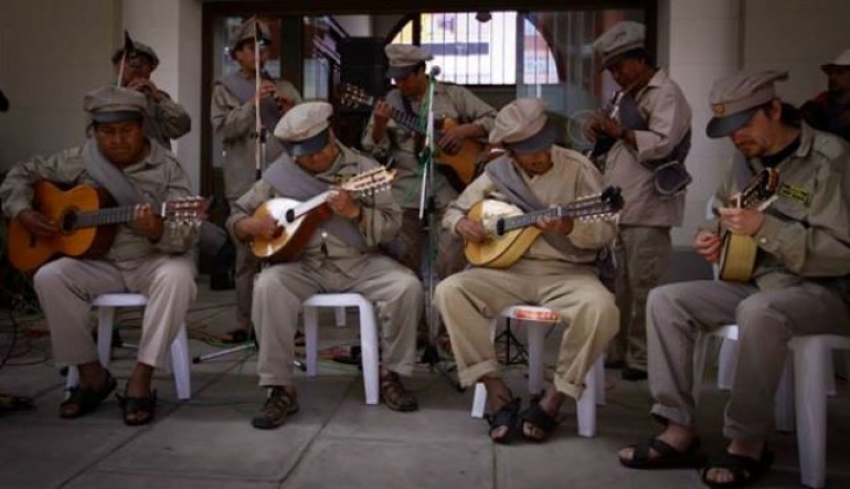 e2dc343852dcc66e453f7f9901577ec5_xl