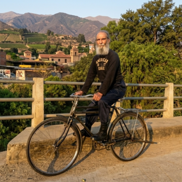 DON FIRPO ROMERO: EL QUIJOTE DE LA BICICLETA